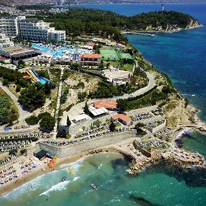 Sealight Resort